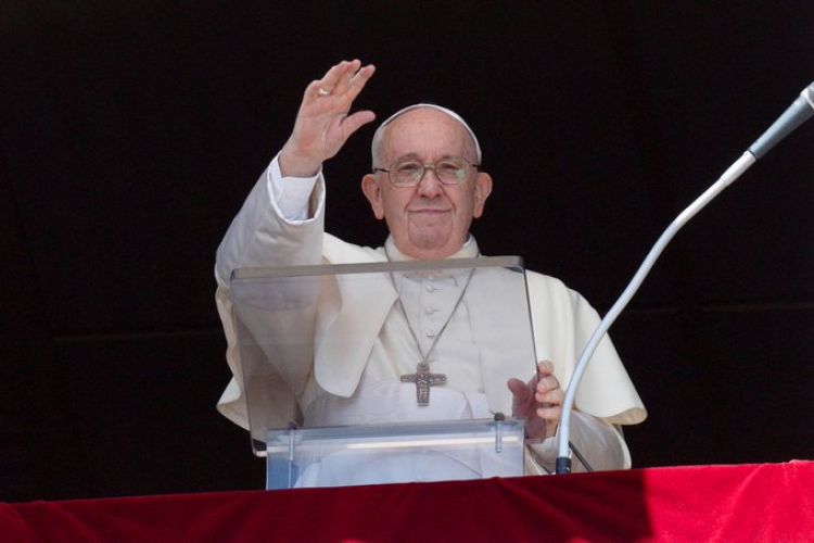Papa Francisco: "Estamos viviendo la Tercera Guerra Mundial a pedacitos"