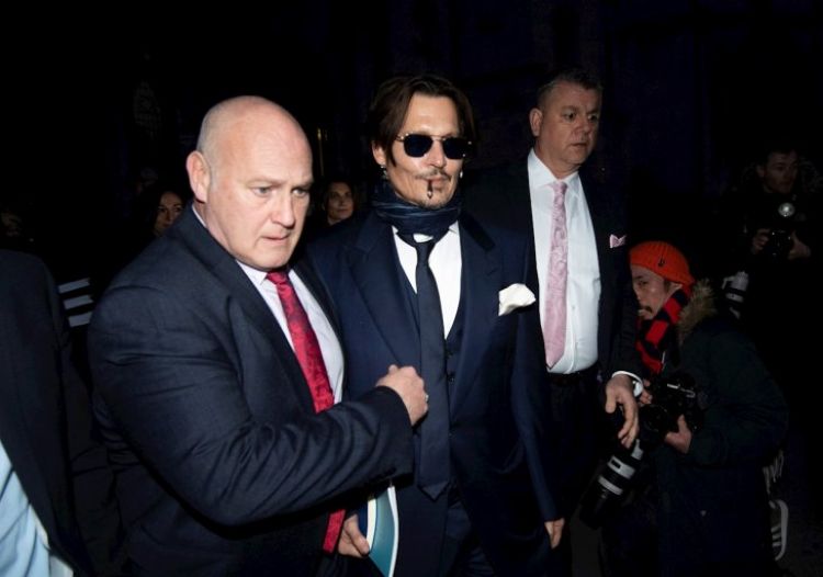 Johnny Depp niega las acusaciones de abuso contra Amber Heard