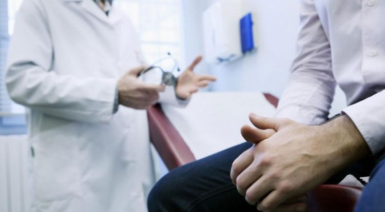 Noviembre azul: instan a acudir a los controles para detección precoz del cáncer de próstata