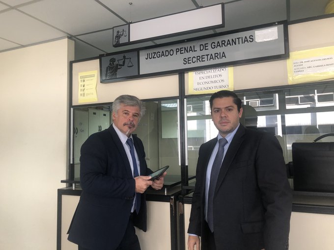 Giuzzio impugnará a fiscales y pedirá devolución de documentos sobre Cartes