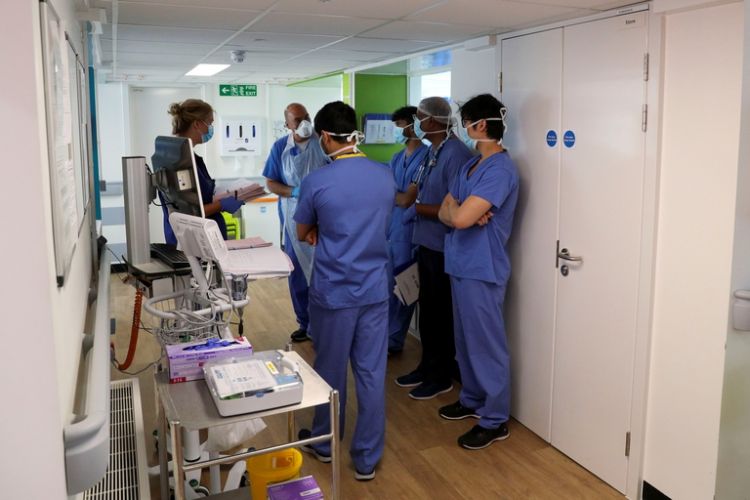 El Reino Unido comenzará a suministrar dexametasona a miles de pacientes luego de confirmar que salva vidas de enfermos de COVID-19