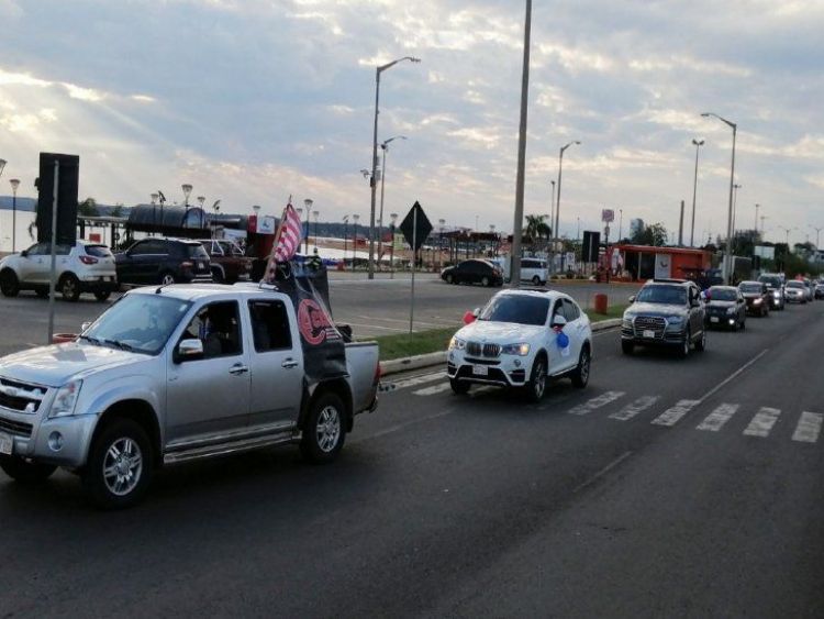 Los comerciantes fronterizos urgen medidas para reactivar actividades
