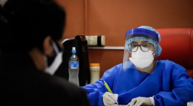 Más de 970 nuevos casos positivos y 8 fallecidos por COVID-19, en el reporte de Salud
