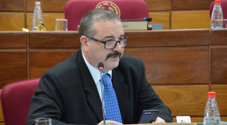 Exsenador plantea legalizar drogas para hacerle frente al narcotráfico: “Es la única forma”