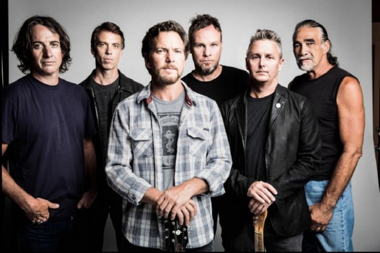 Pearl Jam pospone a otoño el inicio de su gira por temor al coronavirus