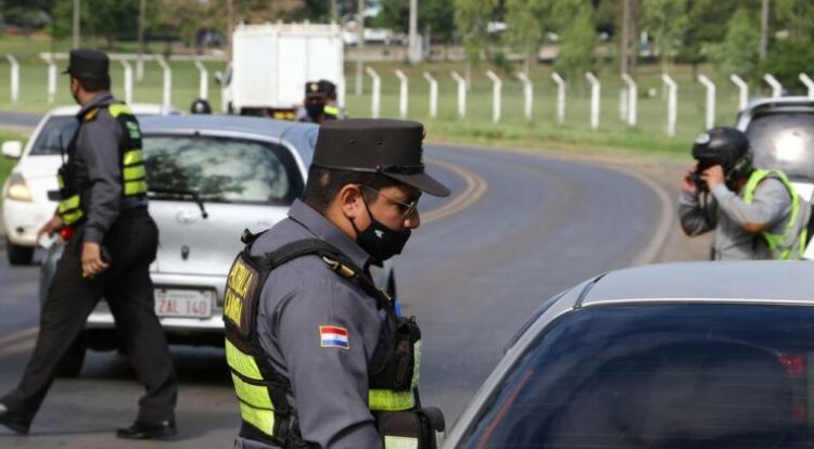 Hoy vencen habilitaciones vehiculares, Caminera podrá multar desde mañana
