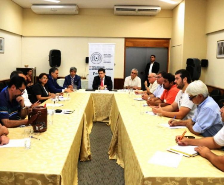 Hacienda afloja y analiza pago excepcional de sobresueldos
