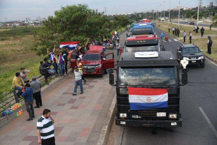 Camioneros están conformes con propuesta y se avizora el levantamiento del paro