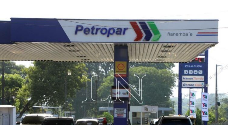 Combustible más caro desde hoy en Petropar
