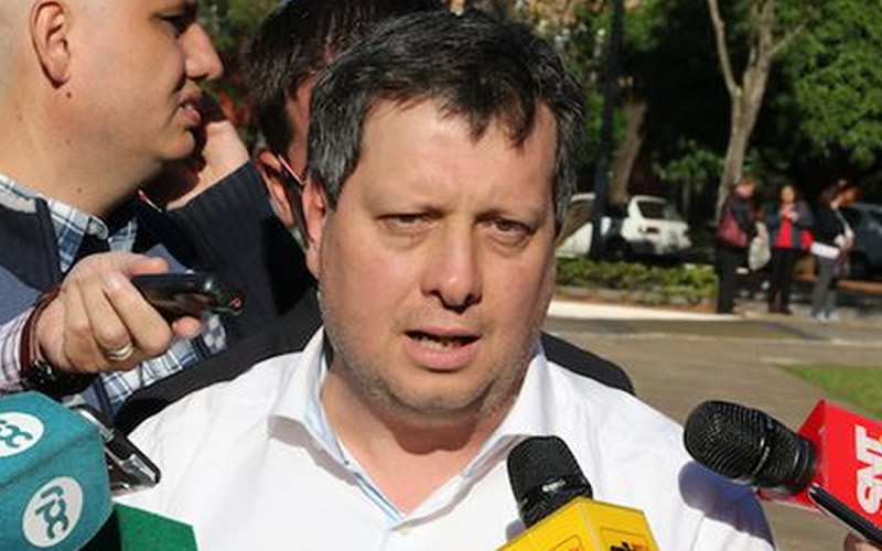 Guillermo Ferreiro justificó la prohibición de ingreso de medios cartistas a PC de la Concertación