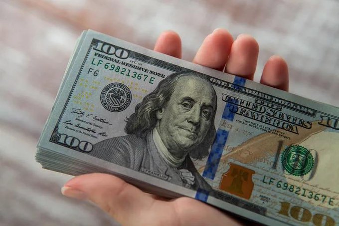 Dólar no para de subir y ya llega a G. 7.200 a la venta