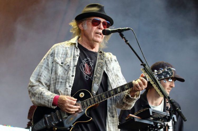 Neil Young publicará el 19 de junio su "álbum perdido", Homegrown
