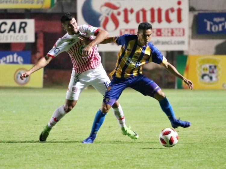 San Lorenzo y Luqueño igualaron 0-0 en el Gͼnther Vogel