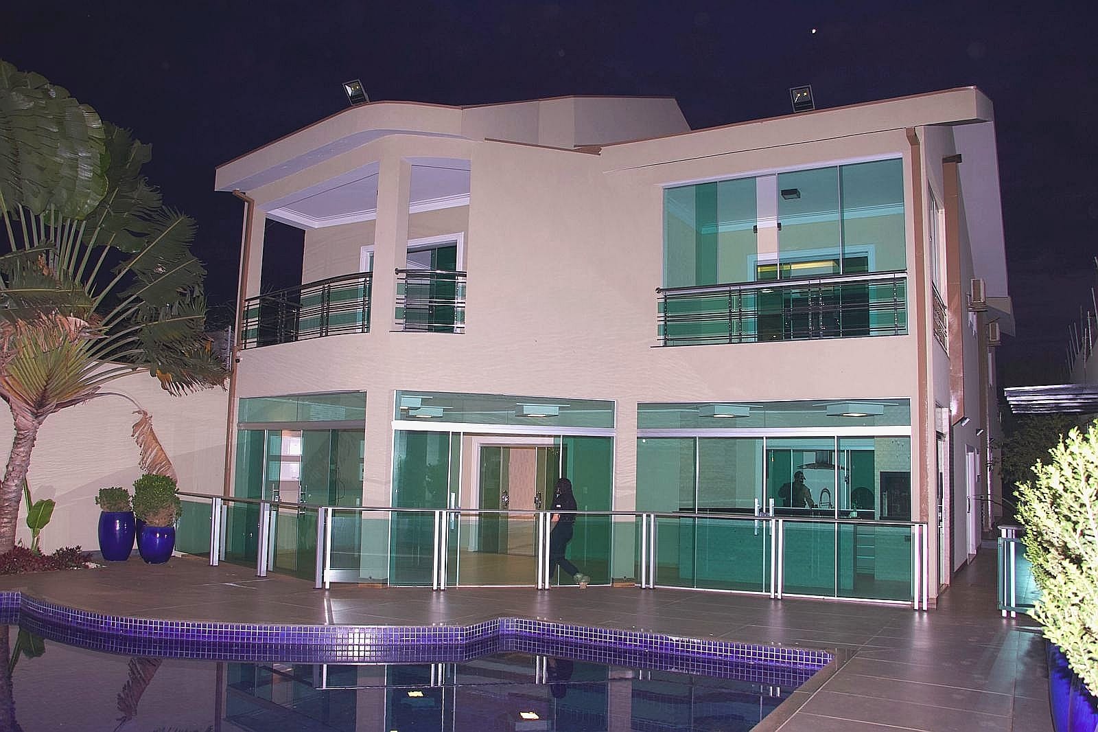 3fb4161c4a5c