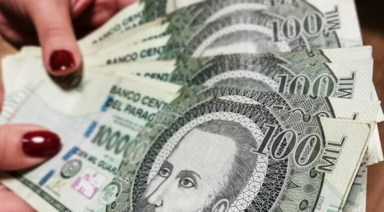 Mujer fue estafada por su hija y por su yerno por unos G. 480 millones, denuncia