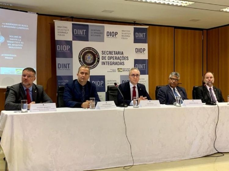 Megaoperativo contra pedófilos acaba con casi 40 detenidos en 5 países