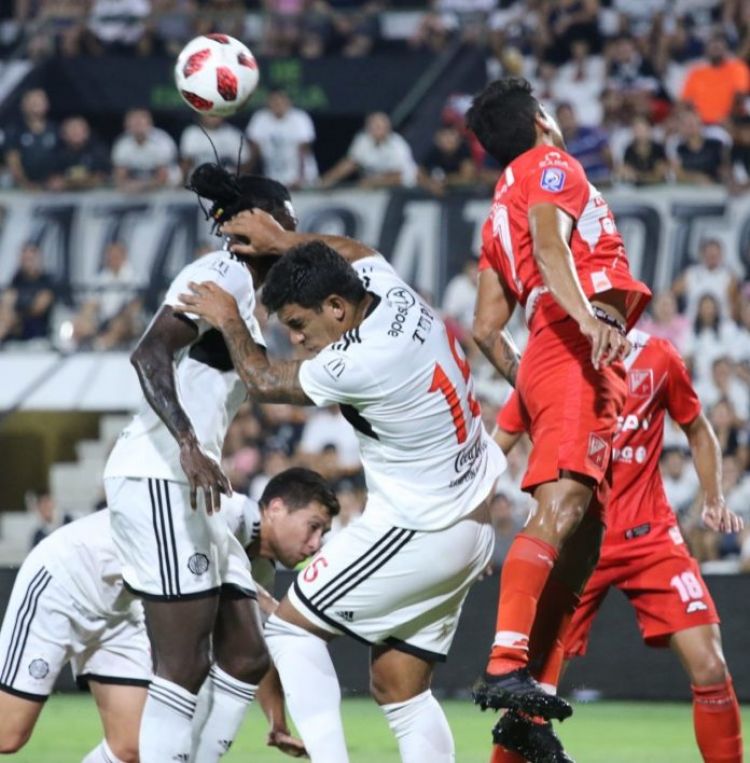 Olimpia y River Plate cerraron con empate la octava fecha del torneo Apertura