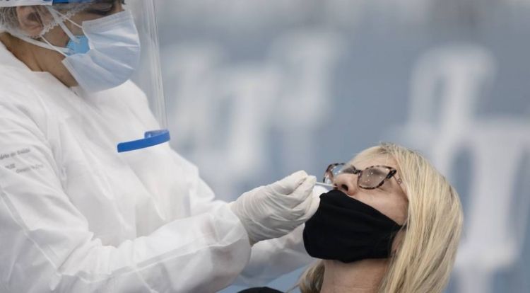 Brasil registra sus primeros casos de flurona (Covid y gripe a la vez)
