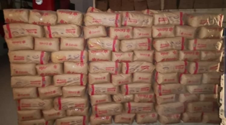 Unidad Anticontrabando halla 35.000 kg de tomate y 20.000 kg de azúcar