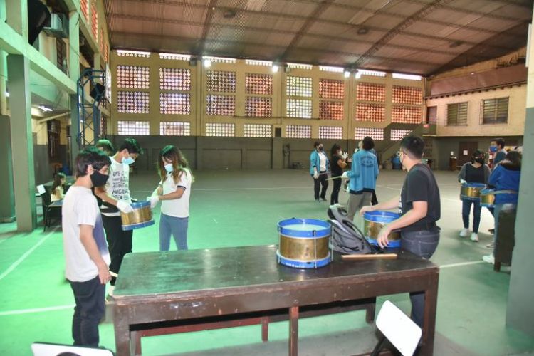 Docentes dieron clases en turnos opuestos durante protestas por 16%