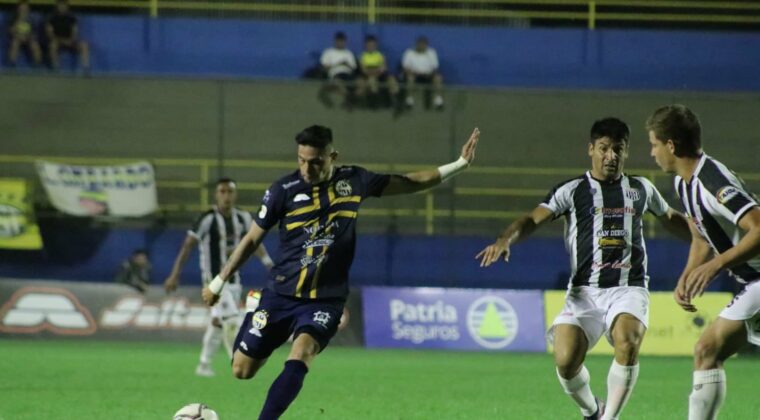 Trinidense gana y asegura seguir en lo más alto de la Intermedia