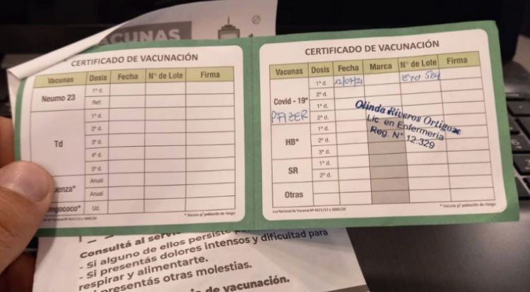 Ya comienzan a exigir carnet de vacunación en locales privados