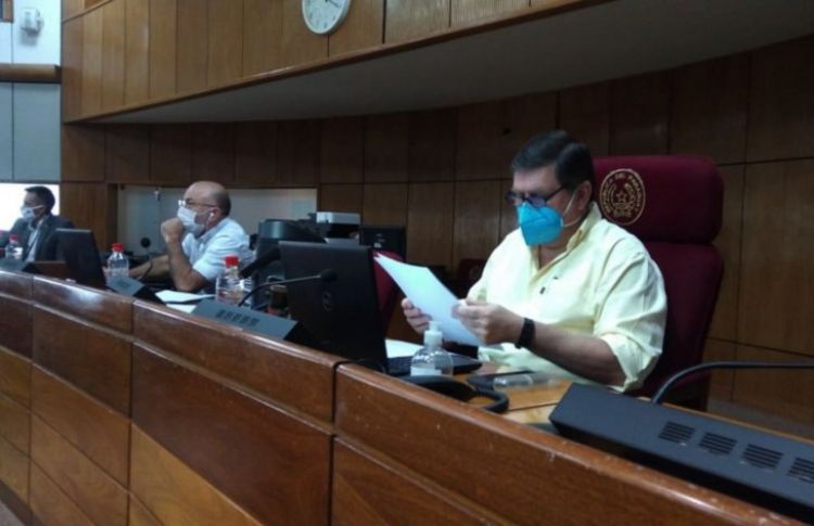 Senado ahorra G. 58 millones al mes tras eliminar seguro vip