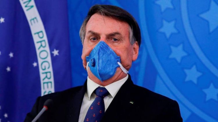 Bolsonaro incluye a gimnasios y peluqueras como "actividades esenciales" en Brasil