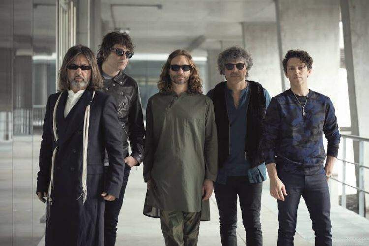 Babasónicos se va a lo experimental para no quedarse en sus clásicos