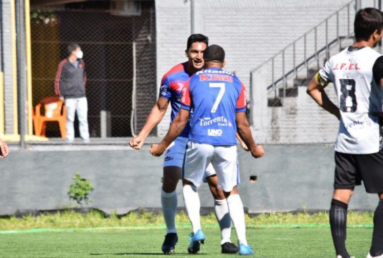 La Intermedia sigue siendo liderada por dos