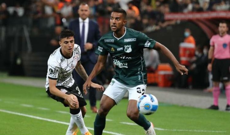 Corinthians derrota al Deportivo Cali y equilibra disputa en el Grupo E