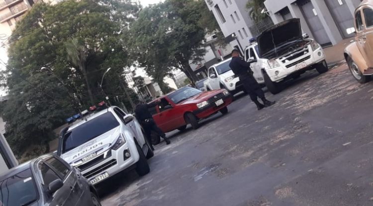 Dos presuntos asaltantes fueron detenidos tras persecución policial