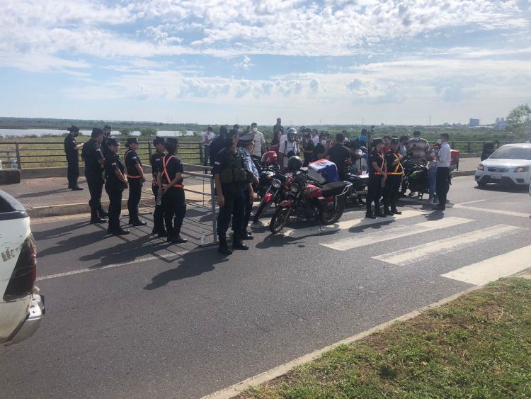 No hay acuerdo y exigen a Petropar reducir G. 400 por litro para todos
