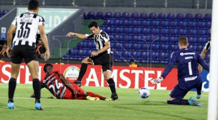 Libertad supera ‘de taquito’ al campeón de la Sudamericana
