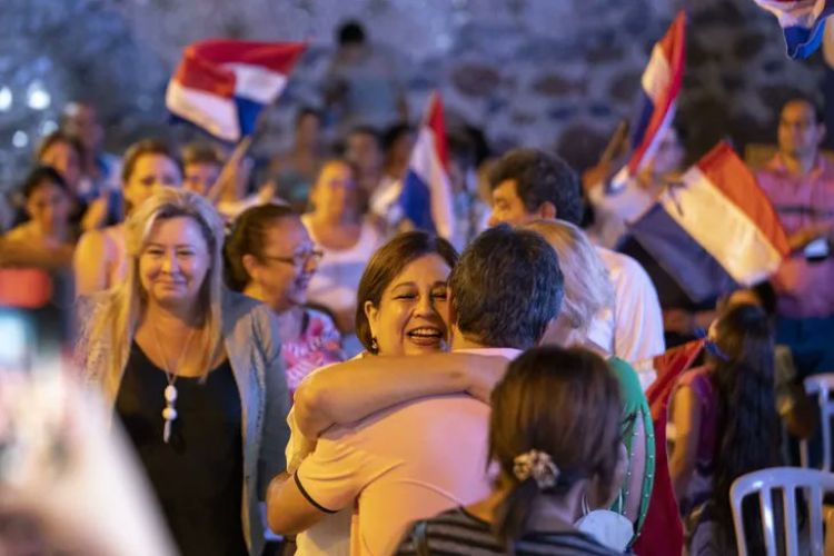 Esperanza Martínez liderará a la izquierda en las presidenciales del 2023
