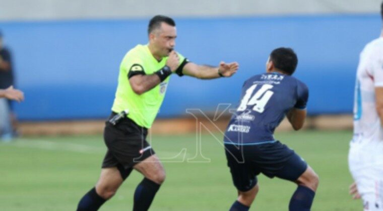 Los árbitros para cerrar la primera rueda del Clausura