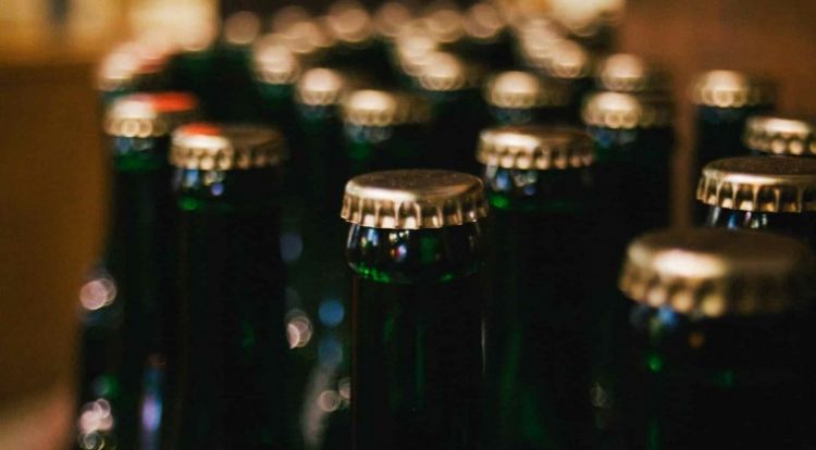 ¿Se puede tomar alcohol tras vacunarse contra el Covid-19?