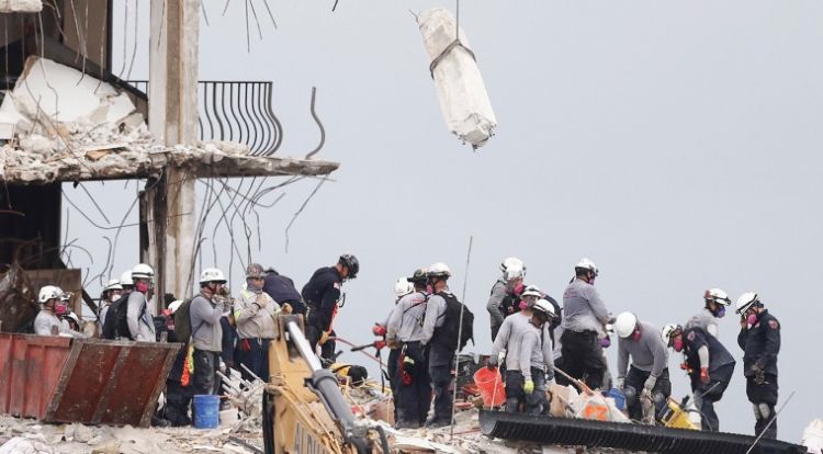 Ya son 16 los muertos por el derrumbe de edificio en Miami