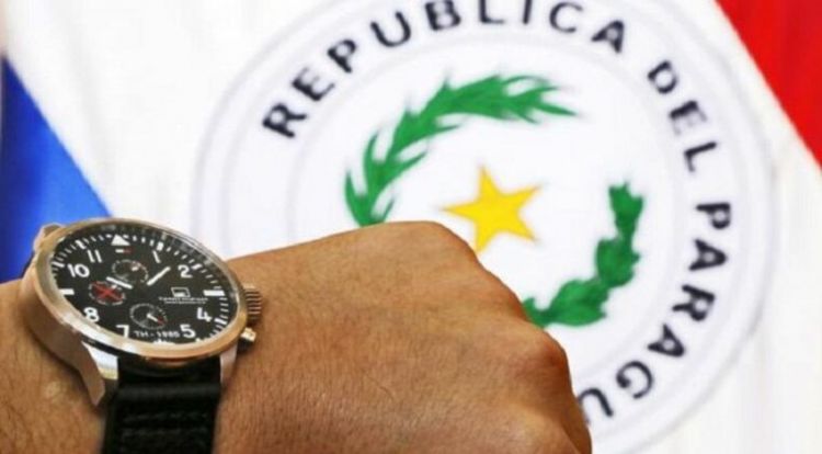 El domingo 27 de atrasa la hora