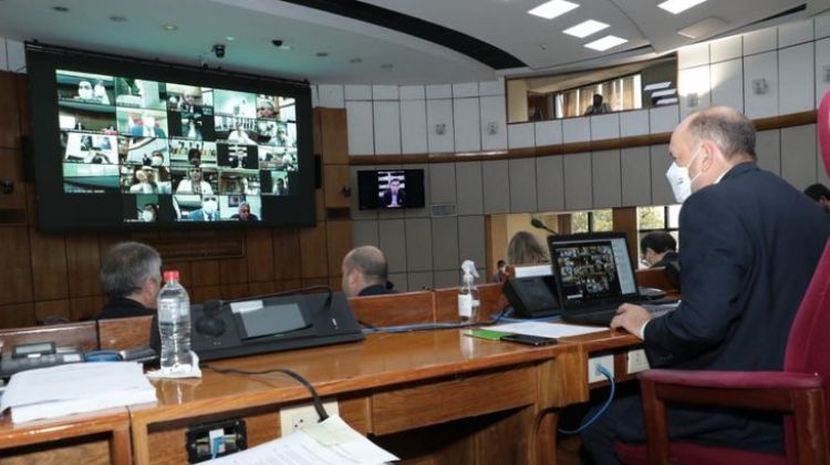 Pacto en el Senado pone a Víctor Ríos como integrante de la Corte