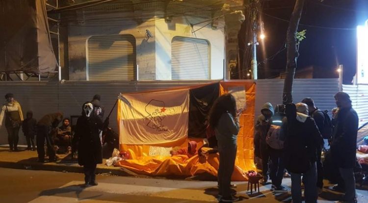 Carpa de resistencia frente a Hacienda "contra los mondaha"