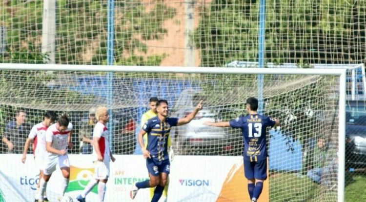 Trinidense, líder de la Intermedia tras la fecha 14