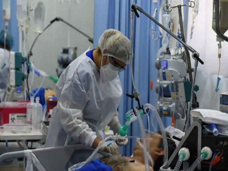 El 65% de muertes diarias son de la franja de 60 años y más