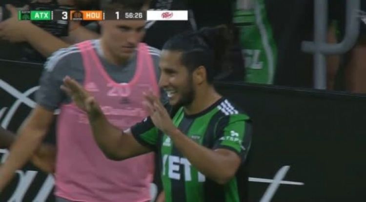 Gol de Cecilio en el primer clásico de Texas