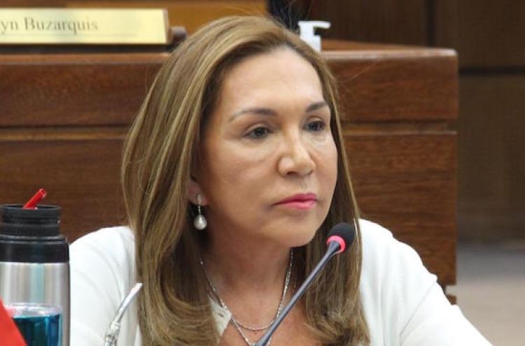 Equipo de fiscales investigará muerte de senadora