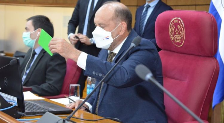 Senado pide postergar decisiones sobre tarifa de Itaipú y transmitir sesiones