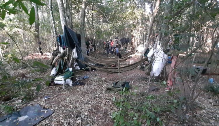 Dos enfrentamientos entre FTC y EPP arroj dos muertas y la incautacin de mochilas, armas, tablets y hasta "exmenes"
