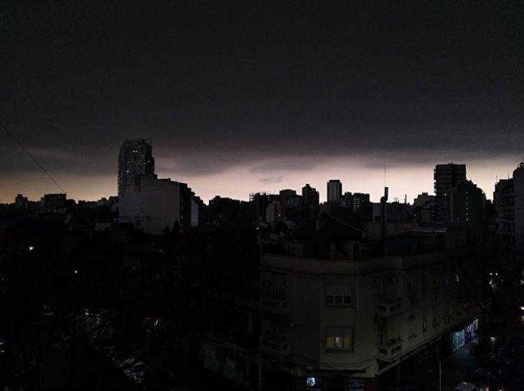 Meteorología anuncia viernes con tormentas eléctricas en todo el país