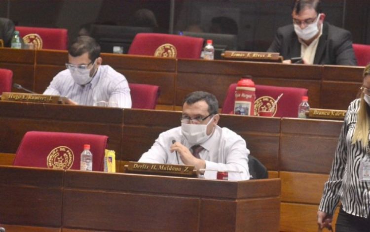 Sin control, USD 157 millones de royalties están en juego