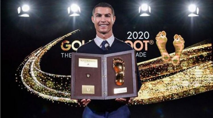 Cristiano recibe el Golden Foot: "Daré siempre lo mejor para seguir marcando"